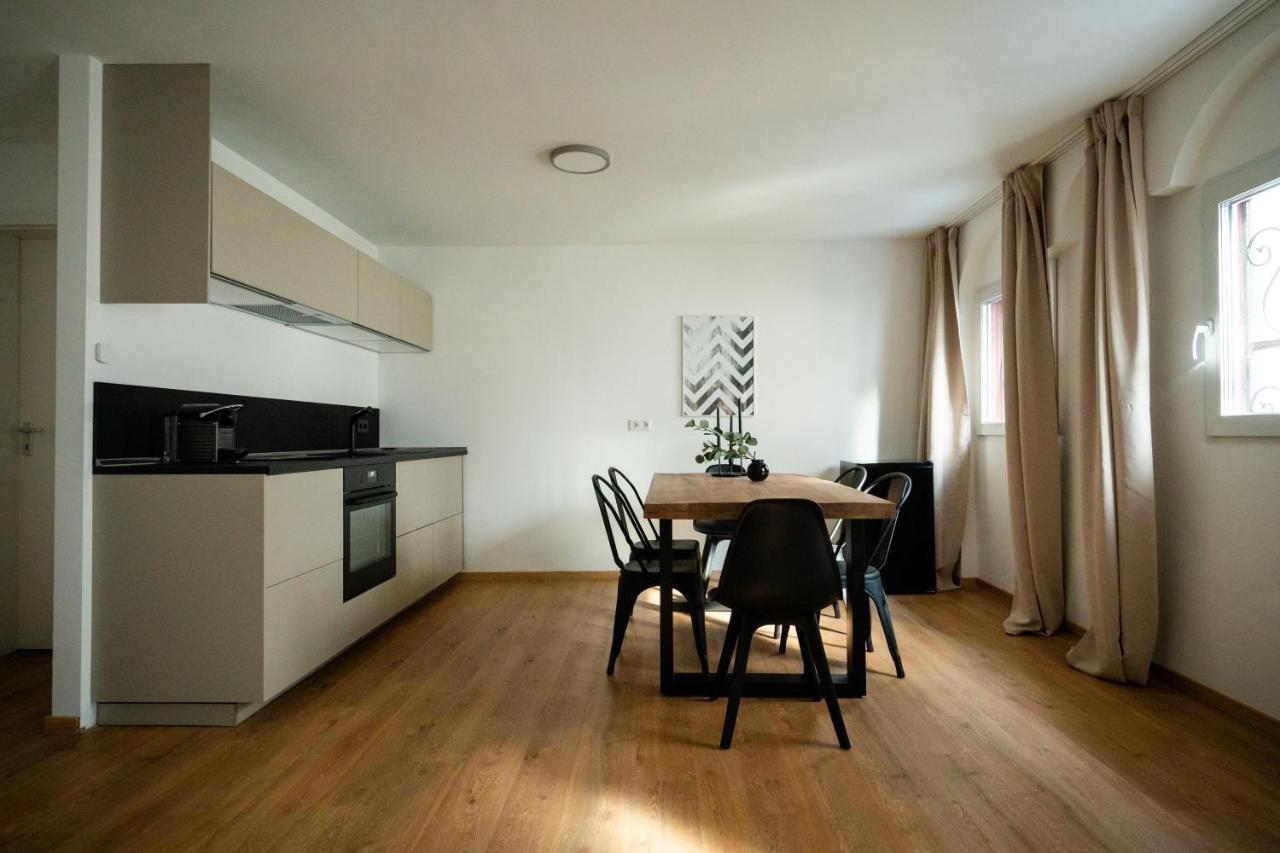 Oldtown Studio Apartment With 2 Bathrooms Дюссельдорф Экстерьер фото
